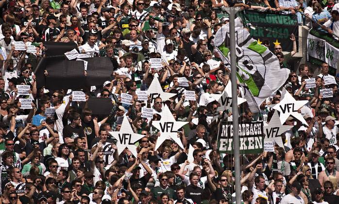 Mönchengladbach, 07.05.2011, Borussia Park Borussia Fans gegen die Initiative Borussia - Contra Initiative