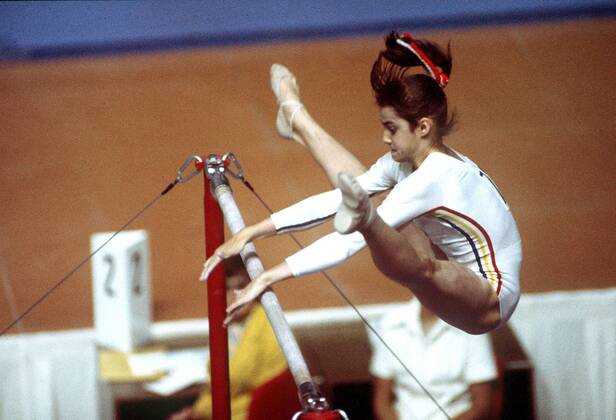 Nadia Comaneci (Romania). Montreal Olympics 1976.  o0 Turnen Kunstturnen