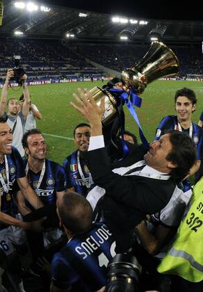 Finale der Coppa Italia 2011 in Rom - Sieger Inter Mailand jubelt - - Leonardo