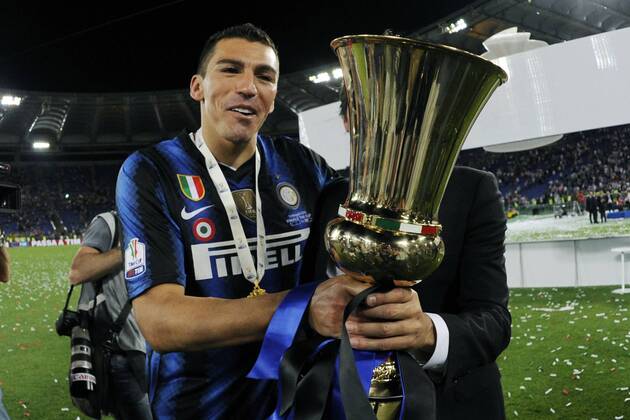 Finale der Coppa Italia 2011 in Rom - Sieger Inter Mailand jubelt - - Lucio