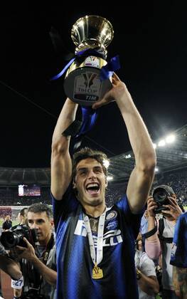 Finale der Coppa Italia 2011 in Rom - Sieger Inter Mailand jubelt - - Andrea Ranocchia