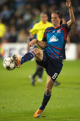 Fussball London Craven Cottage 26.05.2011 UEFA Champions League Finale Damen Olympique Lyon FRA geg 1 FFC Turbine Potsdam GER Lotta SCHELIN 8 Lyon