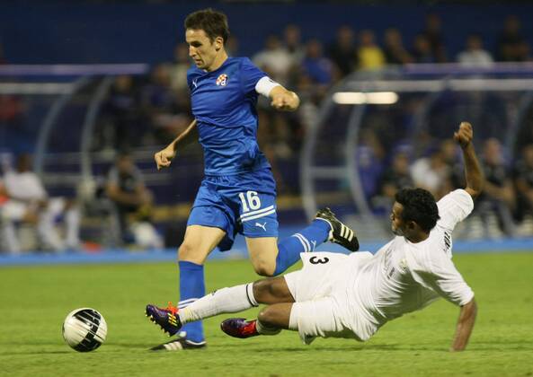 Zagreb, 13.07.2011. 2nd qualifying round UEFA Champions League - First Leg GNK Dinamo Zagreb (blue) - Neftci Baku PFK (white) Milan VBadelj (b) and Denis Silva (w)