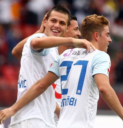 07.08 .2011 Letzigrund Zürich , Herren Fussball Super League FC Zürich - Grasshopper Club Zürich 6:0 Torjubel Stjepan Kukuruzovic (FC Zürich)