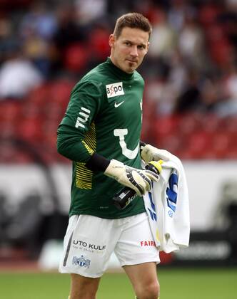 07.08 .2011 Letzigrund Zürich , Herren Fussball Super League FC Zürich - Grasshopper Club Zürich 6:0 Torwart Johnny Leoni (FC Zürich)