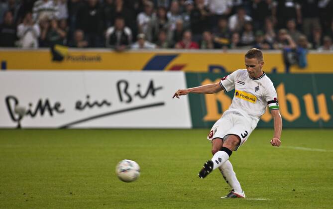 Mönchengladbach, 13.08.2011, Borussia Park Tor zum 1:0 durch Filip Daems (BMG) VfL Borussia Mönchengladbach - VfB Stuttgart