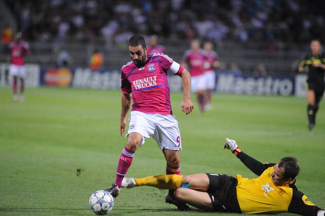 Lisandro (lyon) contre Sergei Ryzhikov (rubin kazan) Olympique Lyon vs. Rubin Kazan Champions League Quali xFredericChambertxPanx
