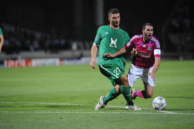Lisandro (lyon) contre Salvatore Bocchetti (rubin kazan) Olympique Lyon vs. Rubin Kazan xFredericChambertxPanx