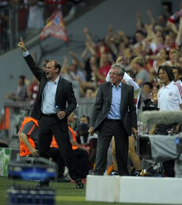 17.08.2011, Fussball Champions League Qualifikation, FC Bayern München - FC Zürich, in der Allianz-Arena München. v.li: Sportdirektor Christian Nerlinger (li, München) und Trainer Jupp Heynckes (mitte, Bayern München) jubeln beim Tor von Schweinsteiger zum 1:0.