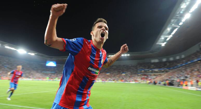 Michal Duris of Pilsen celebrates during second leg play-off Champions League soccer match FC Viktoria Plzen vs FC Copenhagen in Prague, Czech Republic, Wednesday, Aug. 24, 2011. (CTKxPhoto LadislavxAdamek)  CTKPhoto767201108240442401
