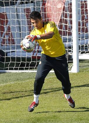 Madrid (13 09 2011) - Training Real Madrid CF, Antonio Adan... -  (13092011043)