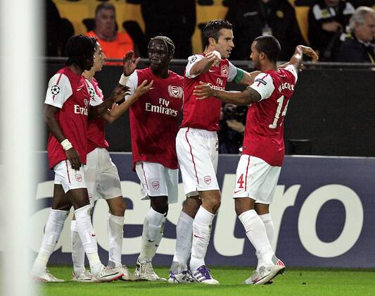 Borussia Dortmund (BVB) - Arsenal FC London, Jubel Arsenal zum Tor zum 0:1, Robin van Persie