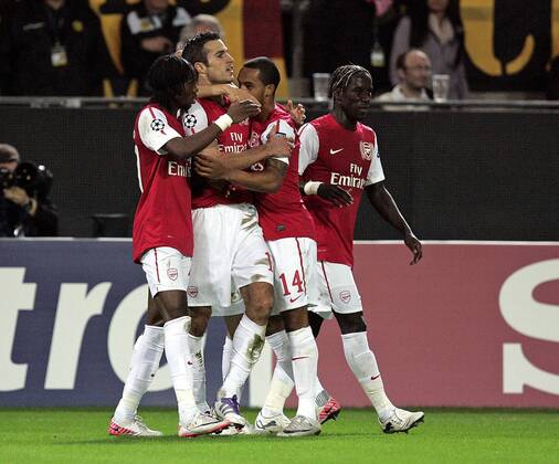 Borussia Dortmund (BVB) - Arsenal FC London, Jubel Arsenal zum Tor zum 0:1, Robin van Persie
