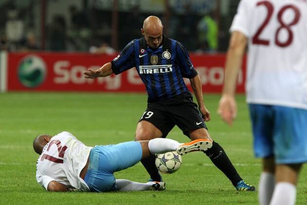 Esteban Cambiasso Inter, Paulo Enrique Trabzonspor Milano 14 09 2011 Stadio San Siro Football Calcio Champions League 2011 12 - Inter Mailand Vs Trabzonspor -