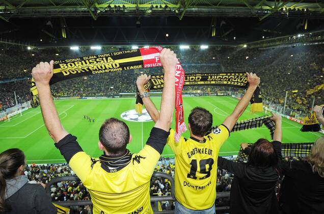 Dienstag 13.09.2011, UEFA Champions League, Saison 10 11 - in Dortmund, BV Borussia Dortmund - Allgemein, Champions League Logo , Fans DeFodi018