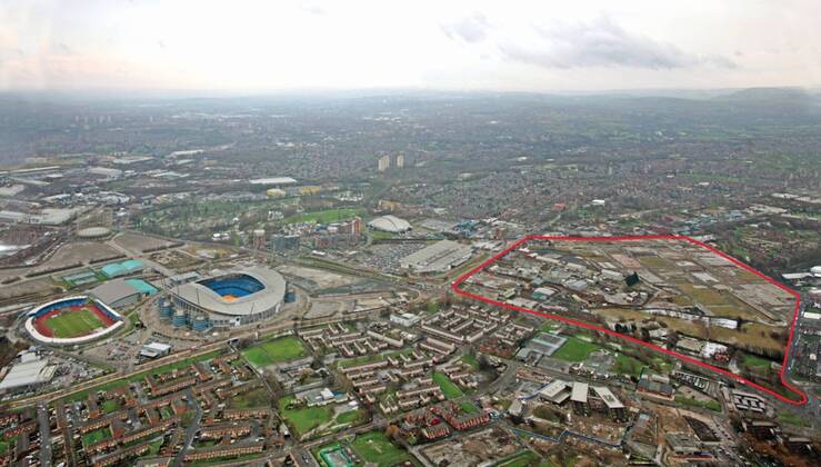 Manchester City Football Club has today submitted a planning application following a 6 week period of public consultation with local residents, crowds and other interested parties, for a proposed youth development and first team Academy in the Openshaw West area of East Manchester. An aerial photo showing the full extent of the site EDITORIAL USE ONLY. No use with unauthorised audio, video, data, fixture lists, club league logos or live services. Online in-match use limited to 120 images, no video emulation. No use in betting, games or single club league player publications. o0 Plan Fotomontage Fläche Grundriss Umgebung Umfeld Stadion Sportstätte totale Luftbild