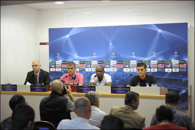 Senol Gunes - Didier Zokora - Trabzonspor vs. OSC Lille Metropole - Champions League - 26.09.2011 - Pressconference xJBAutissierx 