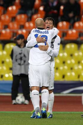 Mauro Zarate Inter Celebration UEFA Champions League 2011 2012 CSKA Moscow vs Inter Milan xPaoloxNuccix PaoloX Nucci