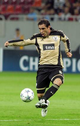 27.09.2011 Bucharest(Romania) FC Otelul Galati-SL Benfica Champions League Group C men s football Bruno Cesar SL Benfica :