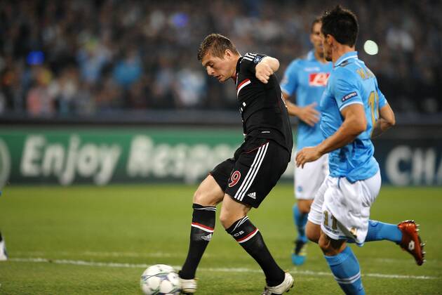 Bayern s Toni KROOS celebrates scoring Napoli 18 10 2011 Stadio San Paolo Football Champions League 2011 2012, SSC Napoli vs FC Bayern München - andreaxstaccioli