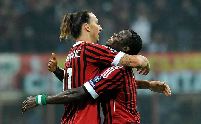 Zlatan IBRAHIMOVIC celebrates scoring with Taye TAIWO, AC Mailand - BATE Borisov allexsabba