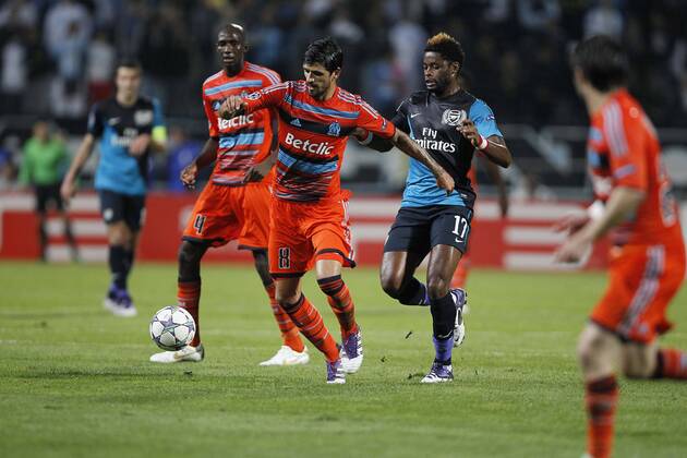 Lucho Gonzalez (Marseille), Alex Song (Arsenal), Olympique Marseille - Arsenal FC London xGwendolineLeGoffx 