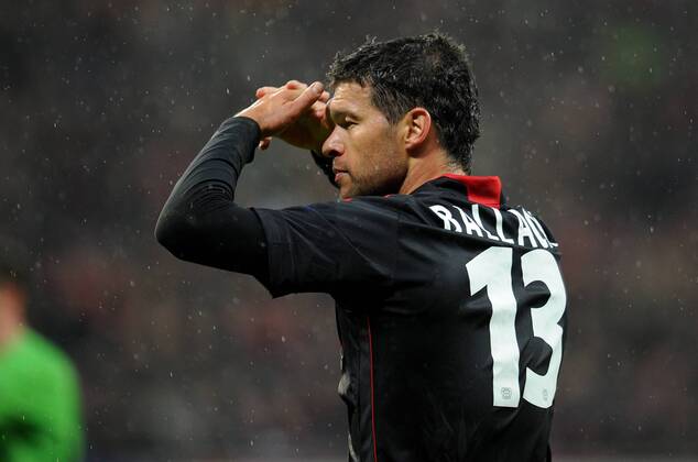 FUSSBALL CHAMPIONS LEAGUE SAISON 2011 2012 Bayer 04 Leverkusen - FC Valencia 19.10.2011 Michael BALLACK (Leverkusen) 
