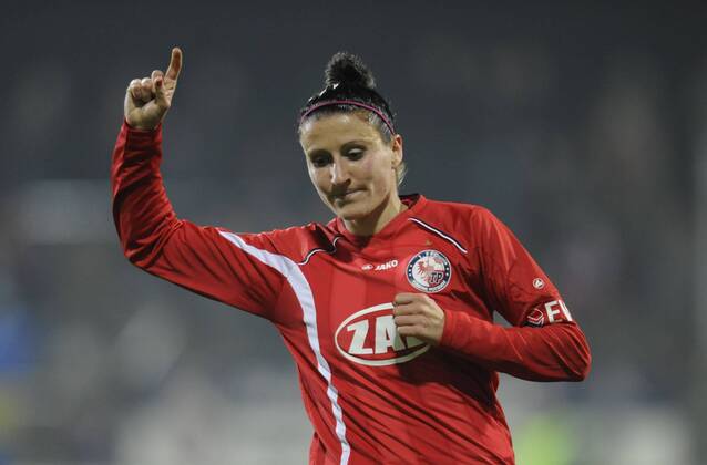 Anja Mittag (P) celebrate the 3:0, 1.FFC Turbine Potsdam (P) - Glasgow City LFC (GL), Fußball, UEFA Women - Champions League, Saison 2011 2012, Potsdam, 02.11.2011,