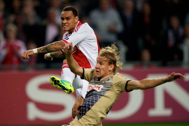 Gregory van der Wiel of Ajax and Domagoj Vida - Ajax Amsterdam vs. Dinamo Zagreb - Champions League 2011 2012 xVIxKarelxDelvoyex xOrangexPicturesxIVx 433116