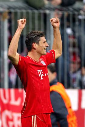 FUSSBALL - CL, Bayern vs Napoli München,DEUTSCHLAND,02.NOV.11 - FUSSBALL - UEFA Champions League, Gruppenphase, FC Bayern München vs SSC Neapel. Bild zeigt den Jubel von Mario Gomez (Bayern). 