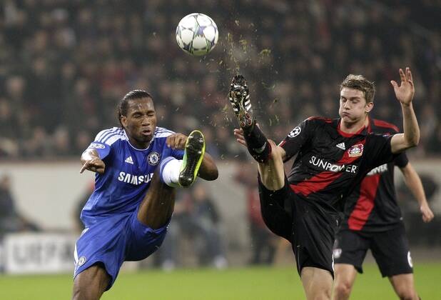 London s Didier Drogba (L) against Leverkusen s Lars Bender during the Championsleague match between Bayer 04 Leverkusen and Chelsea London, Bayarena in Leverkusen on November 23., 2011. Bayer 04 Leverkusen gegen Chelsea London am 5. Spieltag der Championsleague in der Saison 2011 2012 am 23. November 2011.