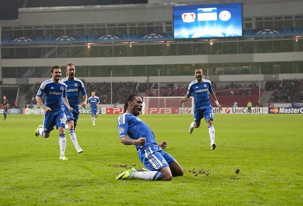 Jubel Didier DROGBA (Chelsea) nach seinem Tor zum 0:1, Fussball Champions League, Vorrunde 5. Spieltag, Bayer 04 Leverkusen (LEV) - FC Chelsea , am in Leverkusen Deutschland