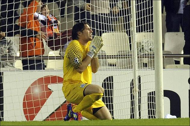 Laszlo Koteles of KRC Genk Football: Valencia CF - KRC Genk (RC) - Champions League - 23.11.2011 - xPhotoNewsx 