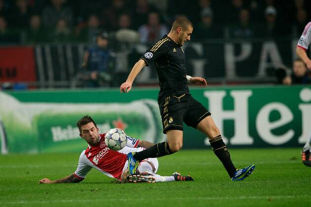 (L-R) Theo Janssen of Ajax,Karim Benzema of Real Madrid, Ajax Amsterdam - Real CF Madrid xVIxKarelxDelvoyex xOrangexPicturesxIVx 480246