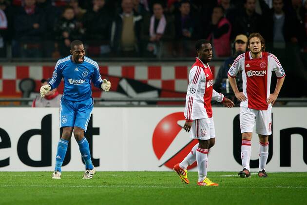 (L-R) goalkeeper Kenneth Vermeer of Ajax,Vurnon Anita of Ajax,Daley Blind of Ajax, Ajax Amsterdam - Real CF Madrid xVIxKarelxDelvoyex xOrangexPicturesxIVx 480275