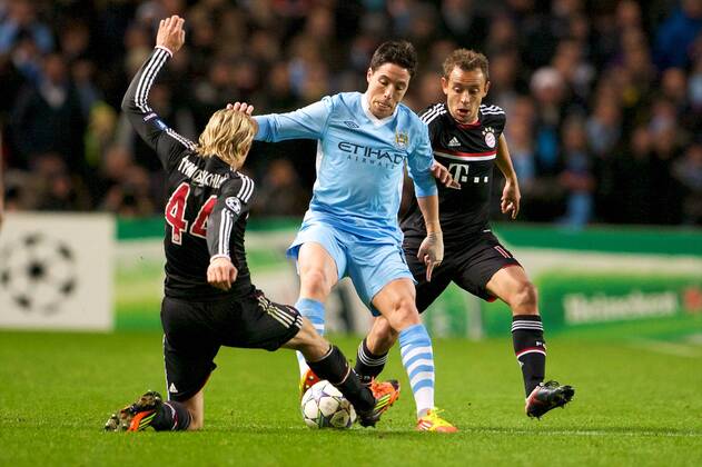 07.12.2011 Group A Champions League Football from the Etihad Stadium. Manchester City s French midfielder Samir Nasri in action. Manchester City v FC Bayern Munich. xTimxWilliamsx  ActionPlus11225985