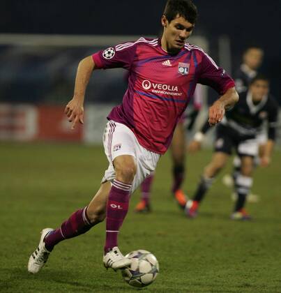 Zagreb, 07.12.2011. Champion league, Group D, Maksimir stadium, GNK Dinamo (dark blue) - Olimpique Lyonnais (magenta) 1:7. Dejan Lovren