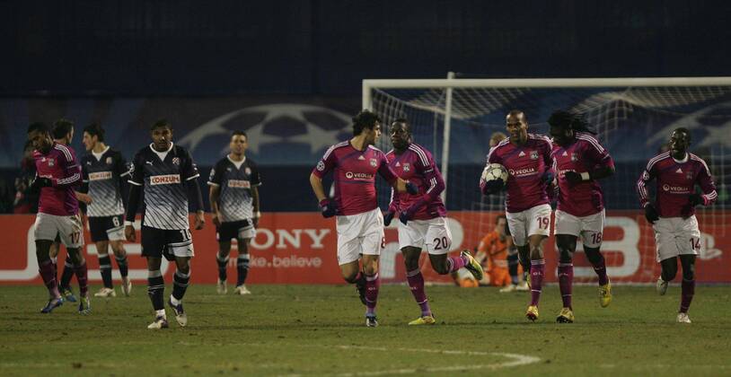 Zagreb, 07.12.2011. Champion league, Group D, Maksimir stadium, GNK Dinamo (dark blue) - Olimpique Lyonnais (magenta) 1:7. Yoann Gourcuff (8), Aly Cissokho (20), Jimmy Briand (19), Bafetimbi Gomis (18), Mouhamadou Dabo (14)