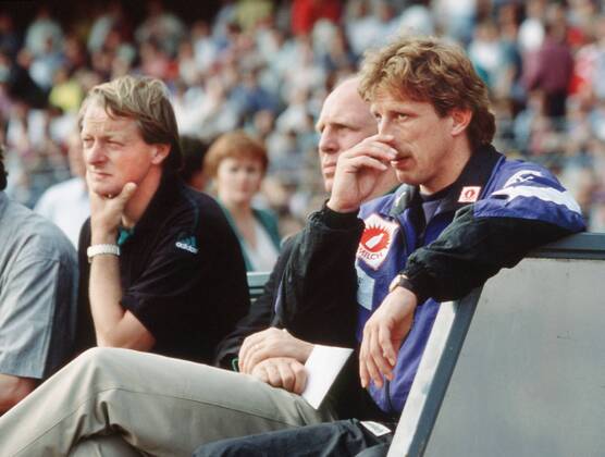 Eintracht Frankfurt - VFB Stuttgart 15.06.1991 von rechts Trainer DAUM Christoph , Manager HOENEß Dieter , Co-Trainer KÖSTNER Lorenz Günther