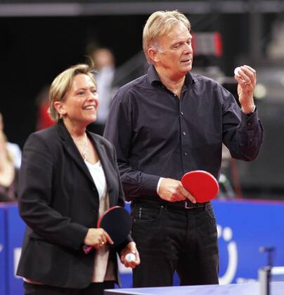 Tischtennis 1. Bundesliga 25.10.08 in der Porsche Arena in Stuttgart TTF Ochsenhausen - Borussia Düsseldorf von links: Dr. Susanne EISENMANN - Volker FINKE