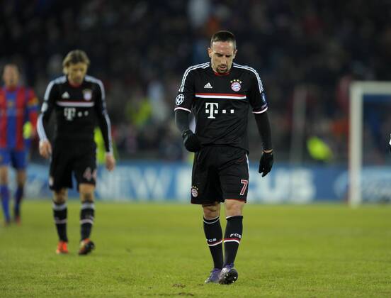 22.02.2012, Championsleague 2011 2012, Achtelfinale, FC Basel - FC Bayern München, im St.-Jakob-Park Stadion in Basel (Schweiz). Franck Ribery (München) nachdenklich.