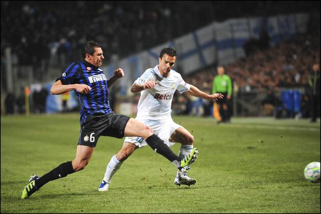 Jeremy Morel (OM) Lucio (Inter Milan) Foot: OM Olympique Marseille vs. Inter Mailand - 22.02.2012 - Champions League JBAutissier PanoramiC 