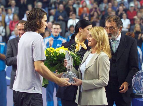 ATP Tennis Herren Tennis Masters Series 2001 von links : Sieger Finale Thomas Tommy Haas Nadja Comaneci Ion Tiriac