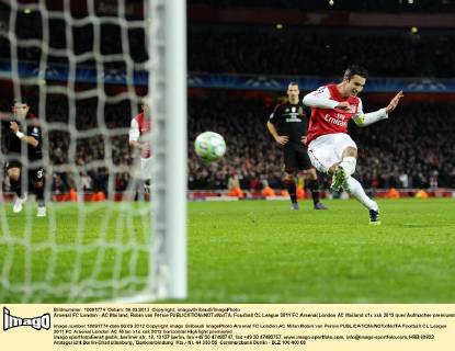Arsenal FC London - AC Mailand, Robin van Persie 
