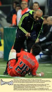 Fourth Official Joao Capela Mathieu Valbuena - Champions League 2011 2012 Inter Mailand vs Olympique Marseille paoloxnucci