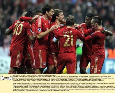 FUSSBALL CHAMPIONS LEAGUE SAISON 2011 2012 ACHTELFINALE RUECKSPIEL 13.03.2012 FC Bayern München - FC Basel JUBEL nach dem Tor mit Luiz Gustavo, Mario Gomez, Thomas Mueller, Philipp Lahm, David Alaba, Franck Ribery (v. li., FC Bayern München) 