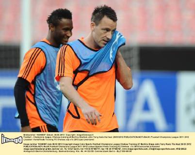 Football - Champions league. Chelsea training at Benfica Stadium John Terry feels the heat. 26 03 2012 