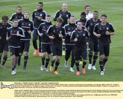 Franck Ribery, Holger Badstuber, Bastian Schweinsteiger, Thomas Müller, Philip Lahm, Toni Kroos, Mario Gomez, Arjen Robben, Luis Gustavo (Bayern Munich) - Football : Marseille vs Bayern Munich - Champions League - Entrainement - 27.03.2012 FranckPennant Panoramic 