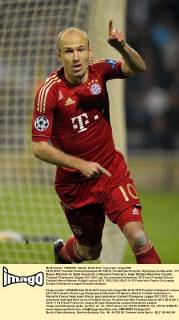 28.03.2012, Fussball Championsleague 2011 2012, Viertelfinale Hinspiel, Olympique de Marseille - FC Bayern München im Stade Velodrome in Marseille Frankreich. Arjen Robben (München) Torjubel.