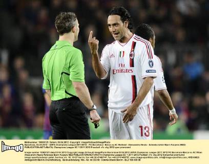 Barcelona, 03.04.2012 - UEFA Champions League 2011 2012 - FC Barcelona Barca vs AC Mailand - Alessandro Nesta - Schiedsrichter Bjorn Kuipers (NED) 